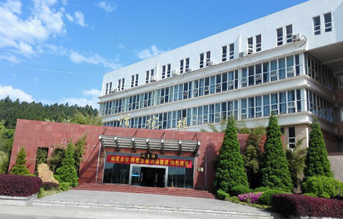 黑龙江计算机学校标志